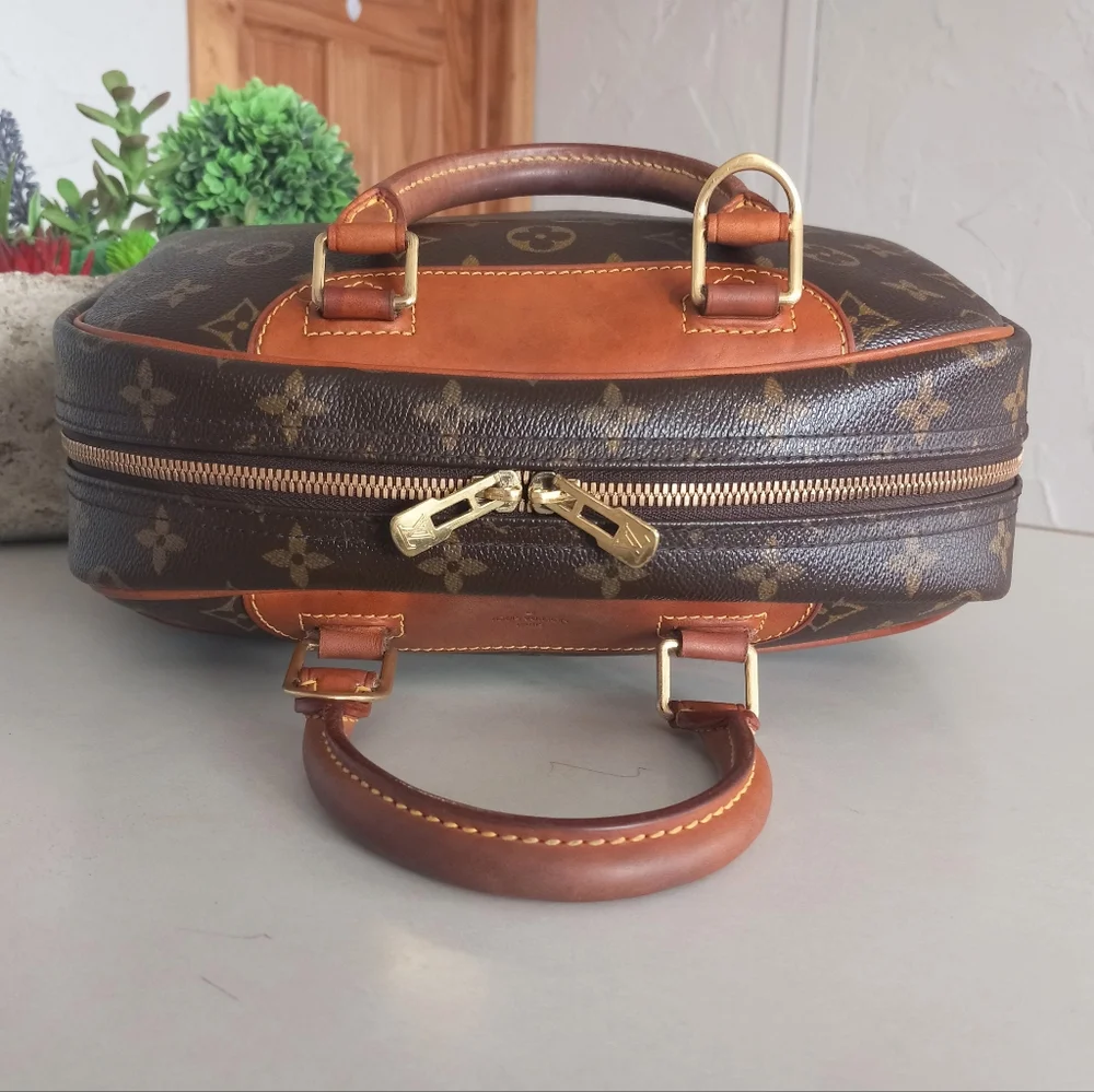 Louis Vuitton Trouville handbag in Brown Monogram Canvas
